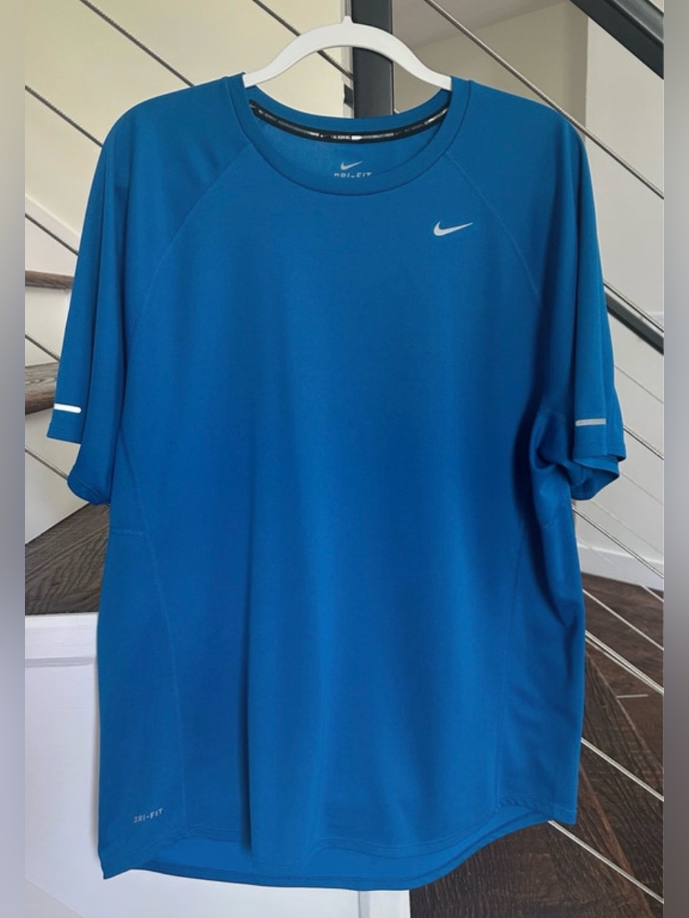 Nike Men's Dri-FIT Miler Running Shirt
Bright Blue | Size: XL